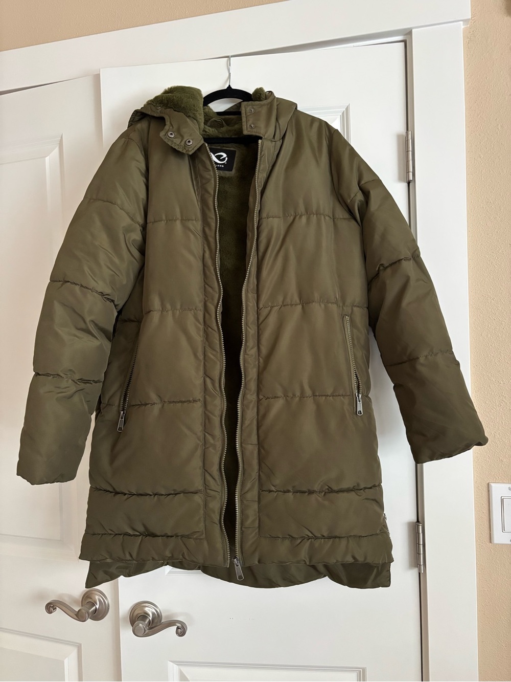 Olive Green Quilted Puffer Coat with Hood L